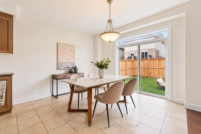 584 Blair Creek Drive • Kitchener, ON photo 9