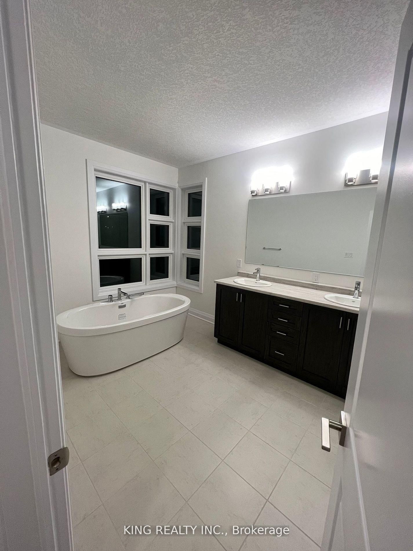 27 Carina St, Kitchener, view 12