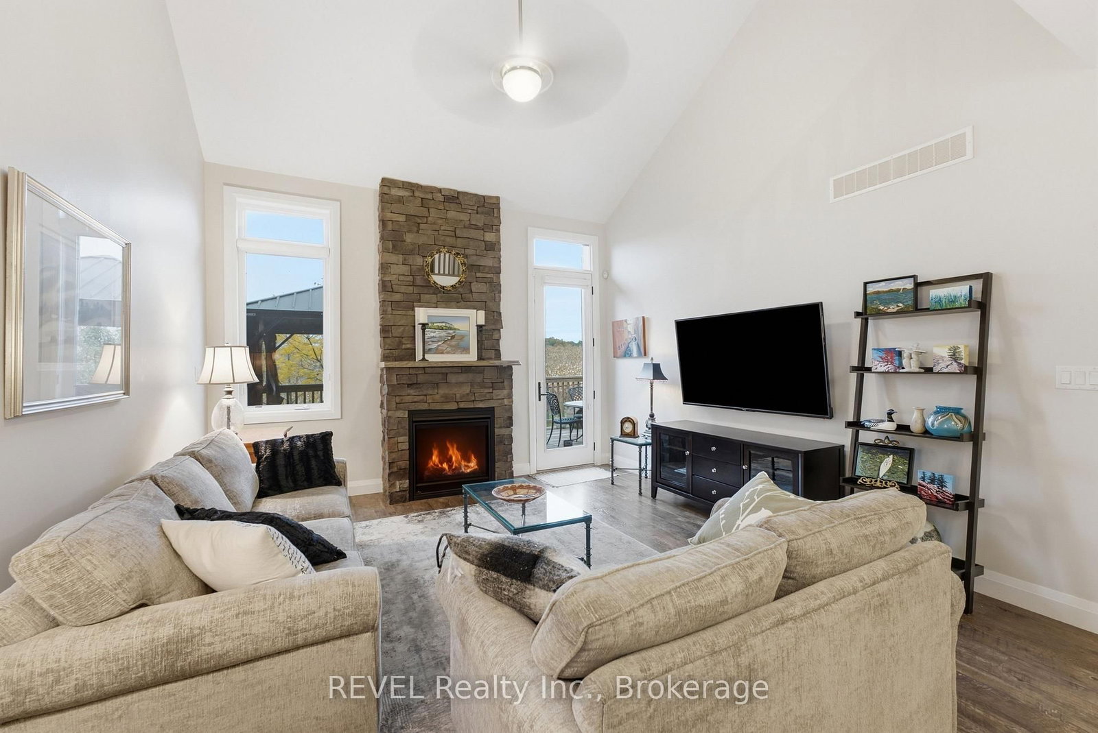 1126 Swan Street • #15 • North Dumfries, ON photo 15