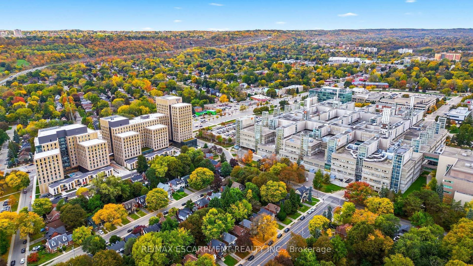 27 Forsyth Avenue S • Hamilton, ON photo 49