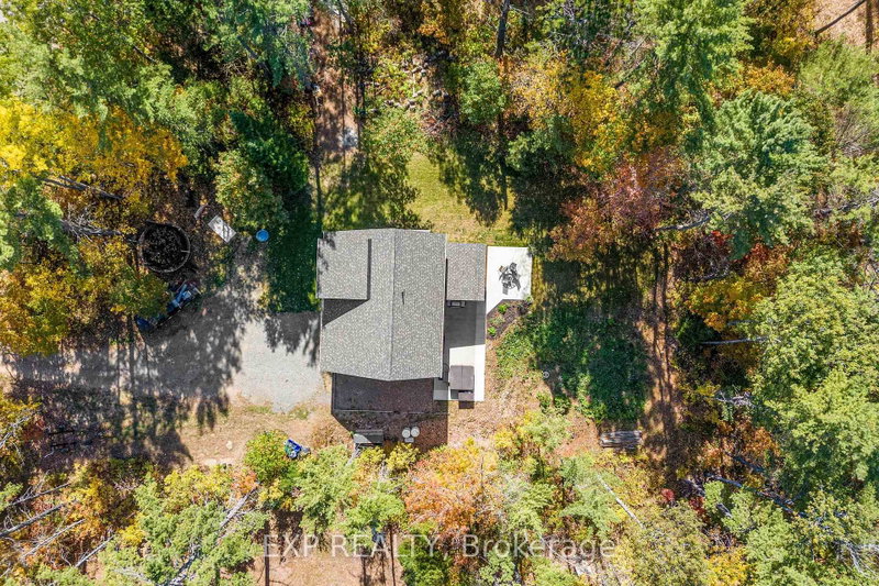 427 Paugh Lake Rd photo 5