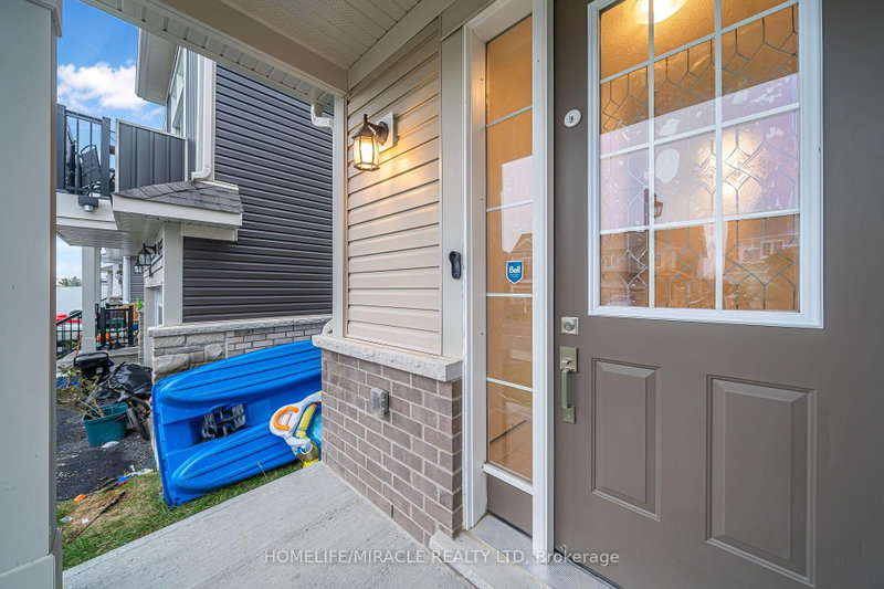 107 Oakmont Dr photo 3