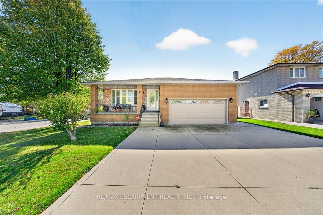3 Harvard Place