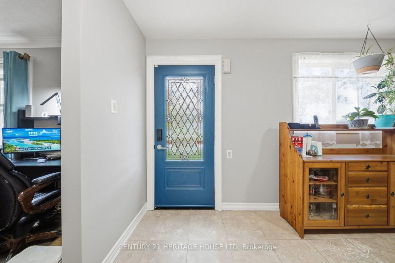 83 Fairview Dr photo 4