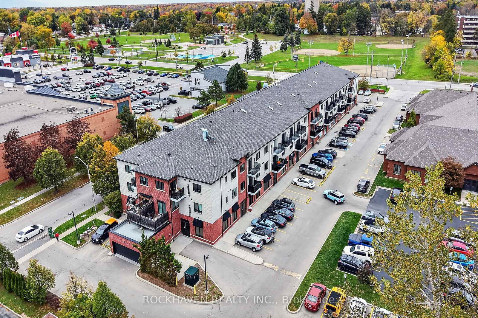 Condo for sale at 207-170 Rockhaven Lane, Hamilton, Ontario, L8B 1B5 - Waterdown - MLS: X14093434