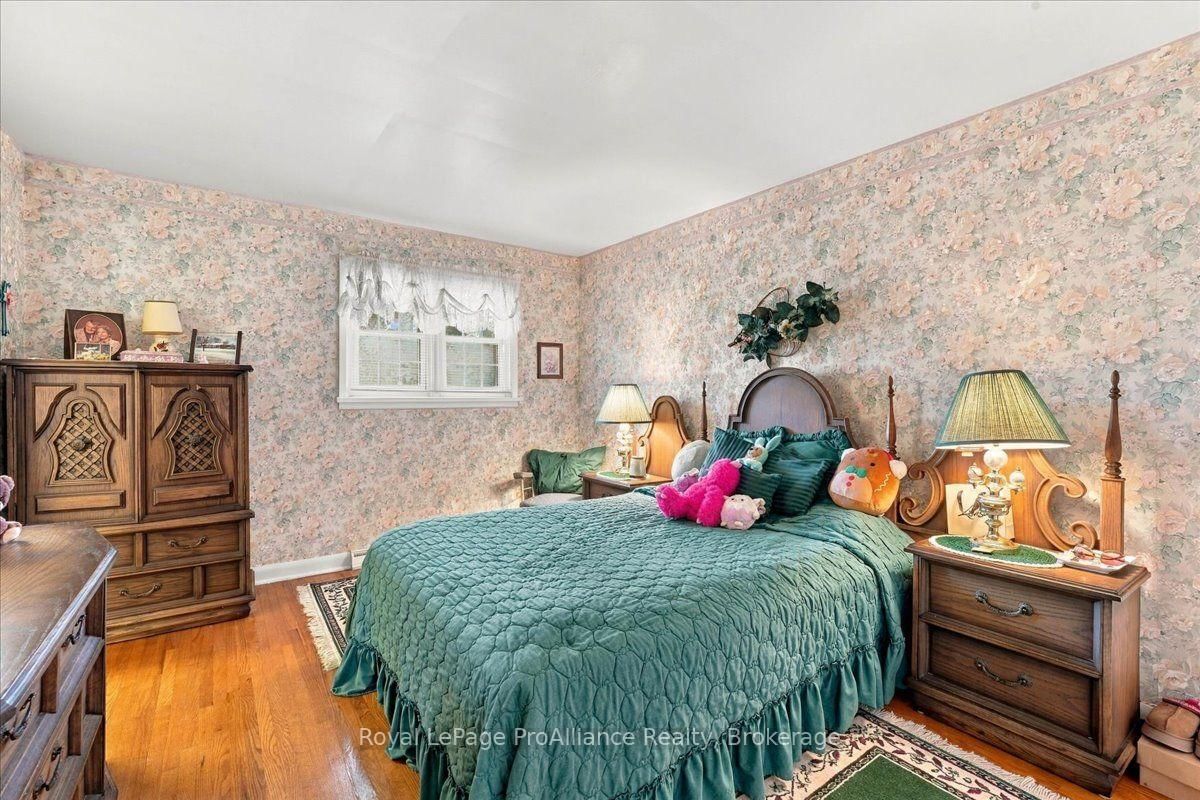 9 Parkview Heights • Quinte West, ON photo 34
