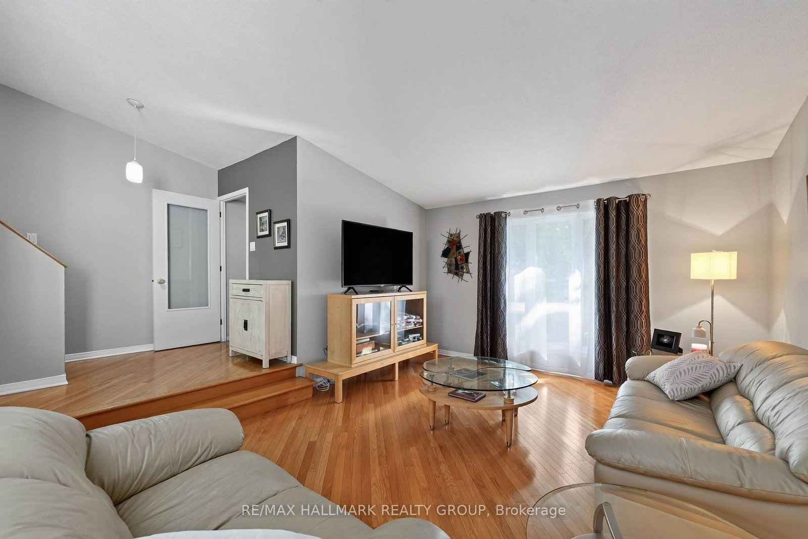 1055 Avignon Crt, Ottawa, view 8