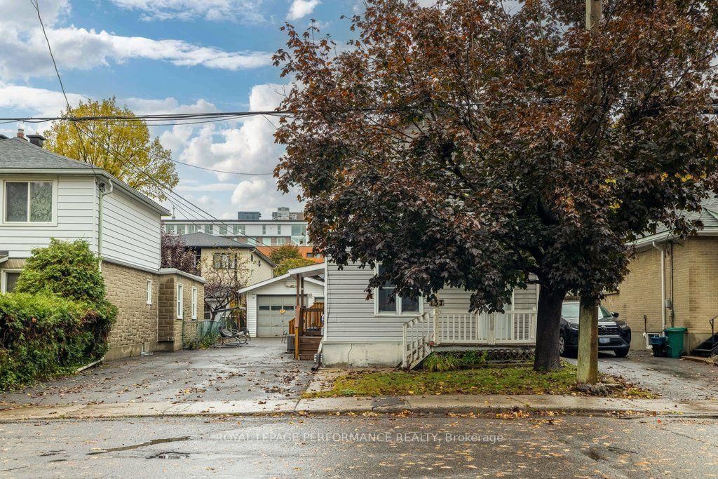 137 Genest Street • Ottawa, ON photo 2