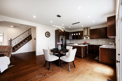 10 Stonegate Avenue • Mono, ON photo 4