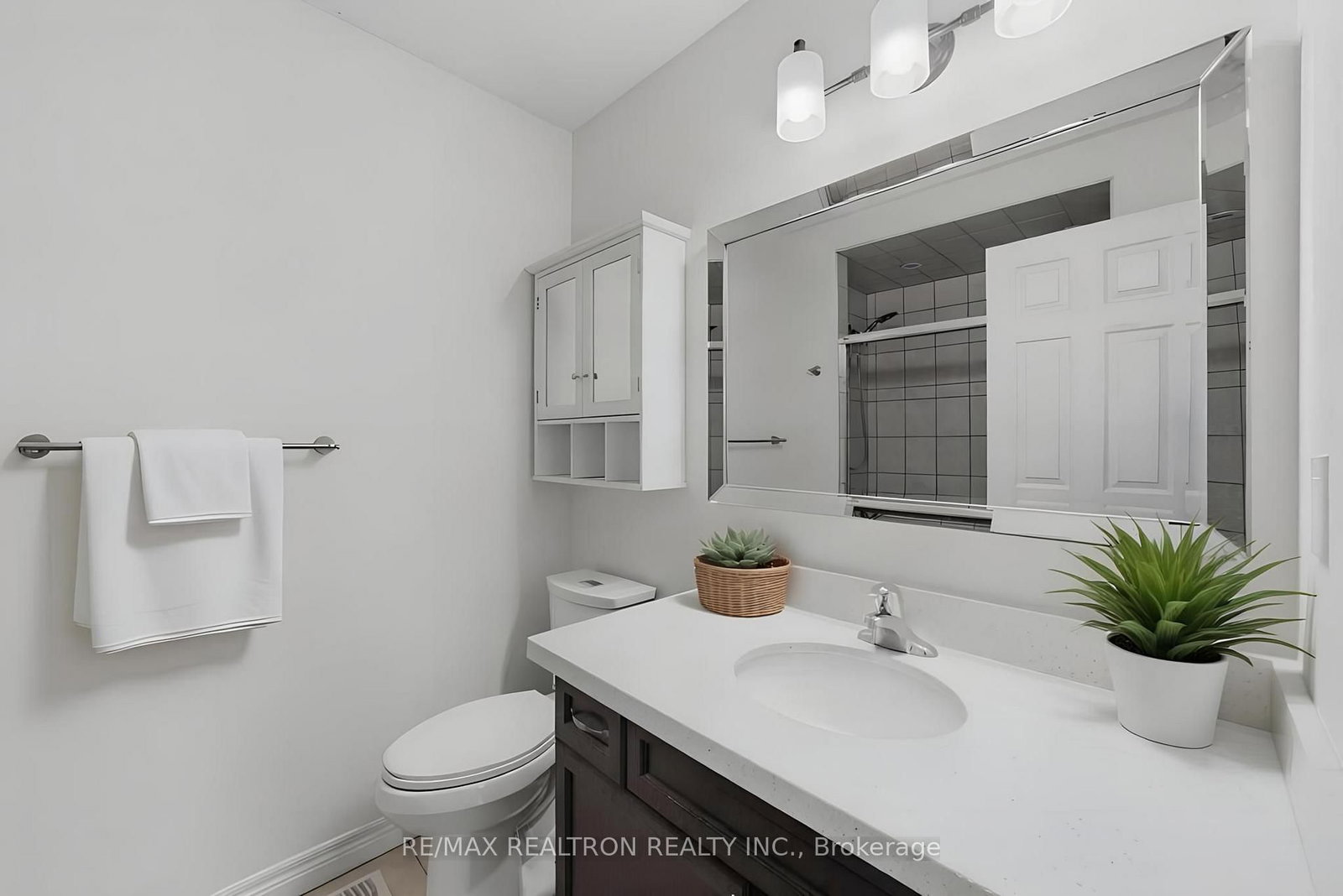 876 GOLF LINKS Road • #1 • Hamilton, ON photo 17