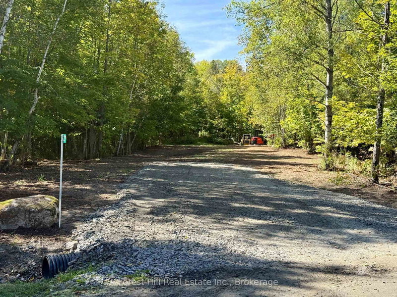 27 Murphy Dr photo 4