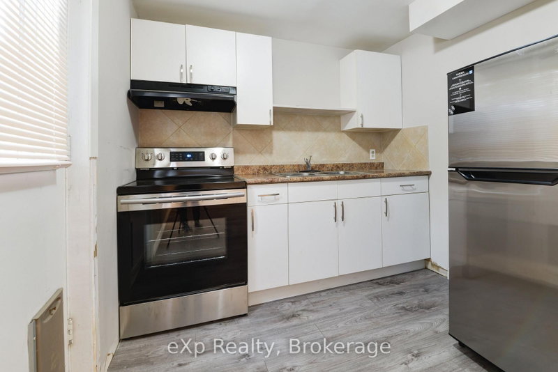 LOWER - 475 ADMIRAL Drive