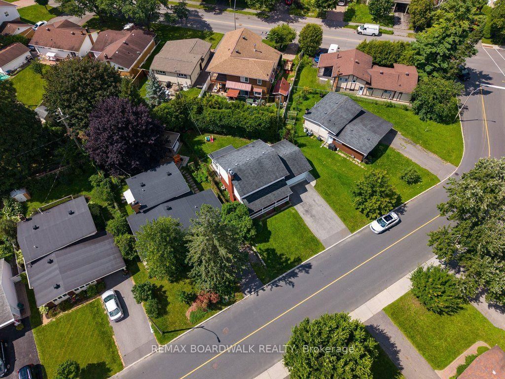 2306 Ryder Street • Ottawa, ON photo 41