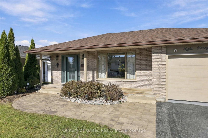 898 Sydenham Road