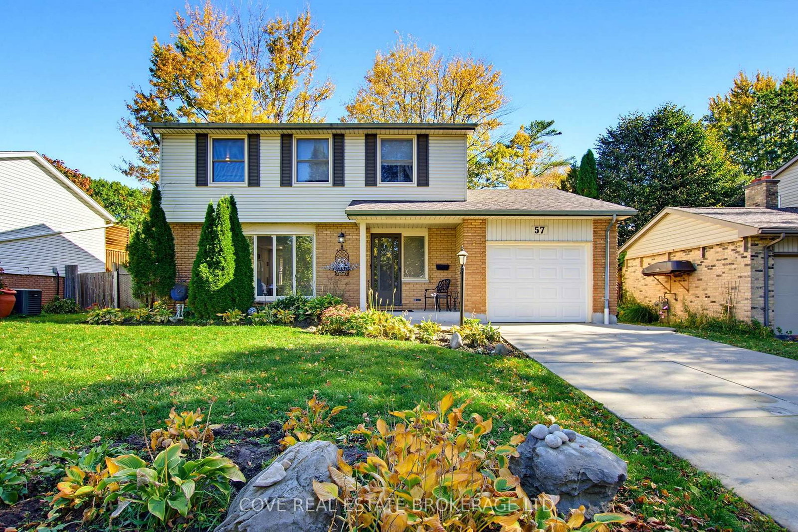 57 Lloyd Manor Crescent