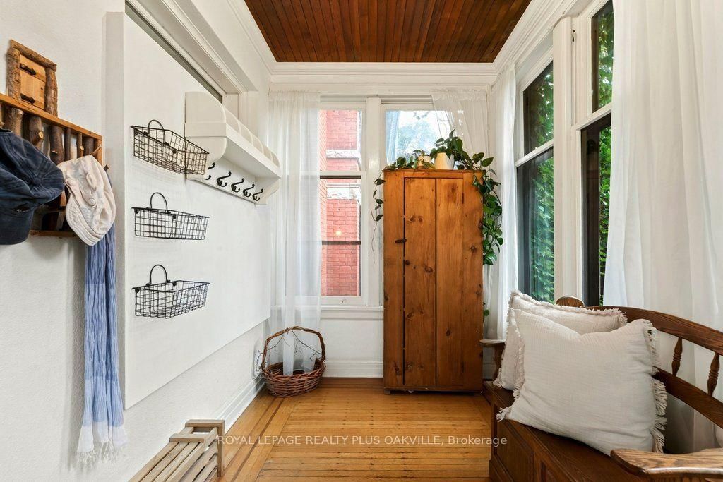 140 Markland Street • Hamilton, ON photo 4