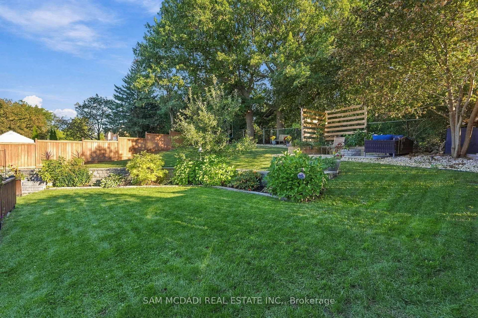 22 Bywood Crescent • Hamilton, ON photo 33
