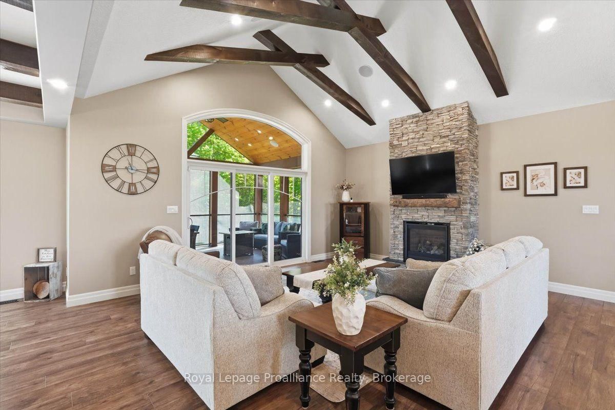 63 Hiddenvalley Drive • Belleville, ON photo 17