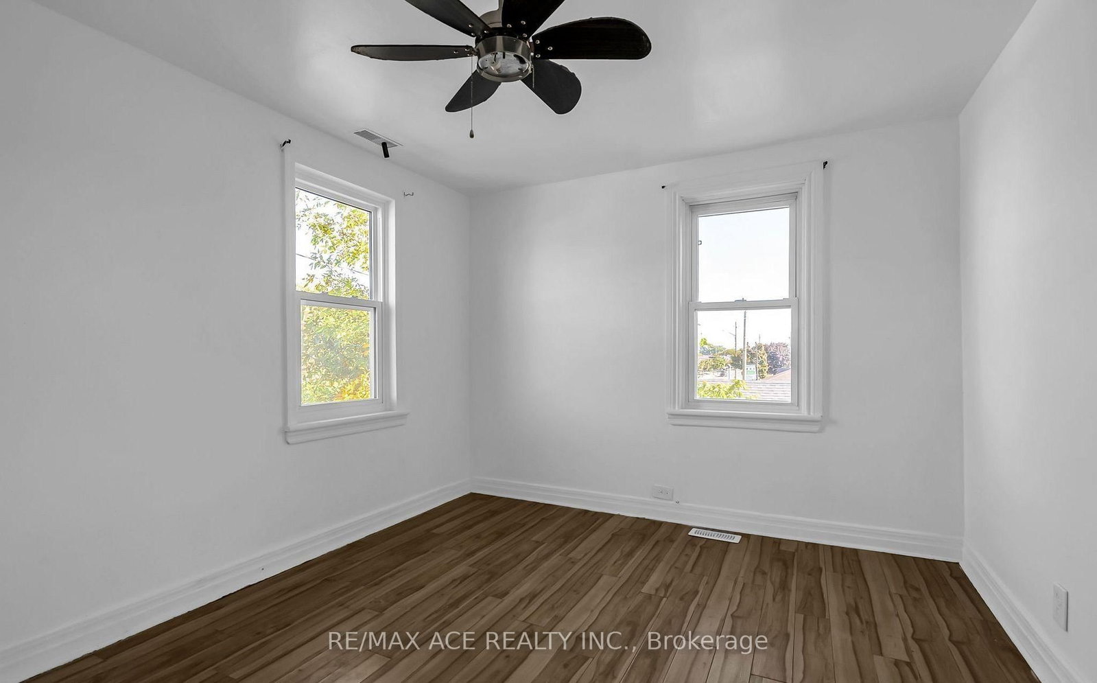 1606 Pitt Street • Cornwall, ON photo 11