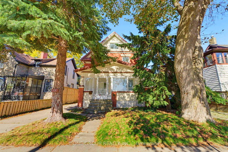 home for sale on 64 Chapel Street
