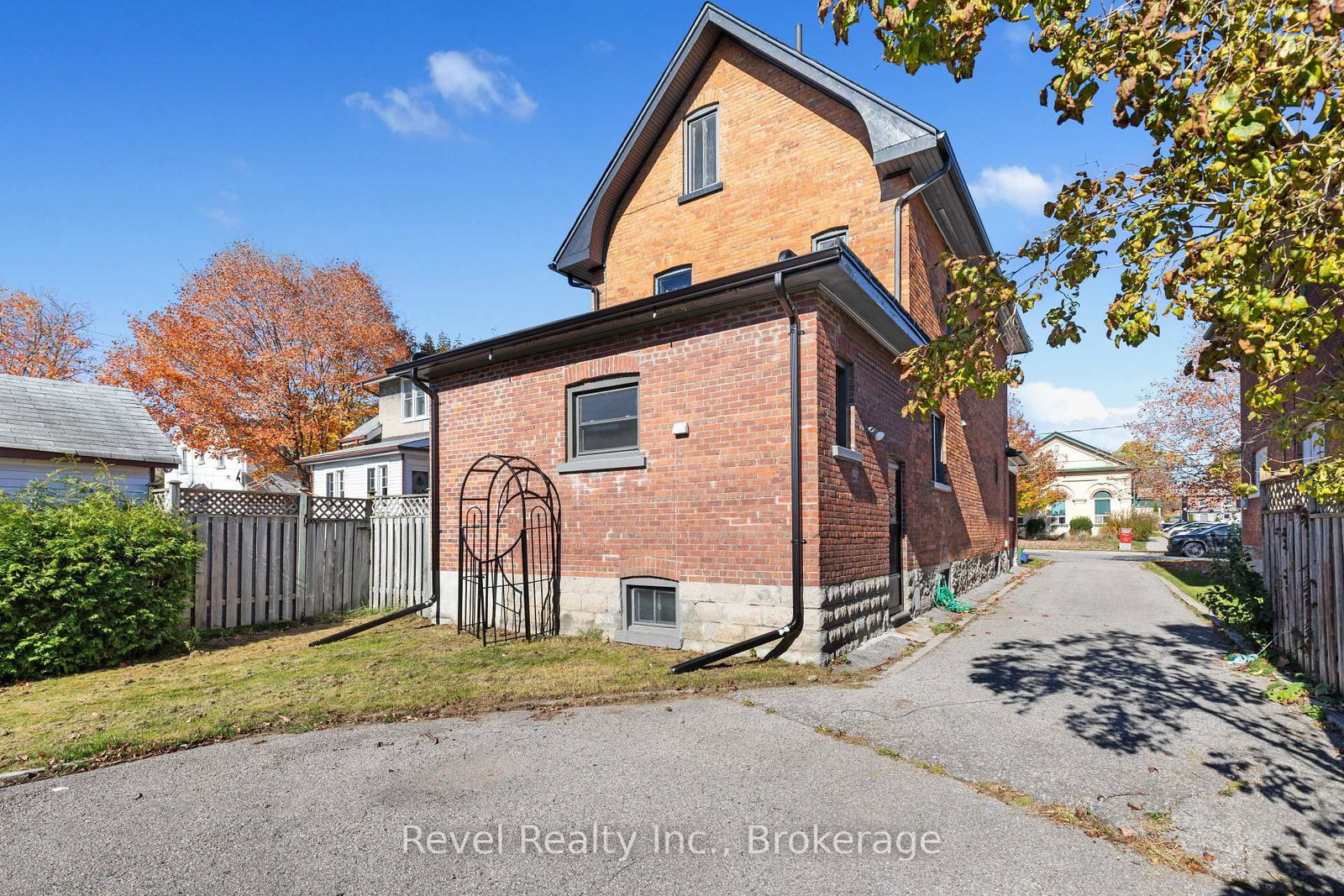 27 Francis Street • Kawartha Lakes, ON photo 36