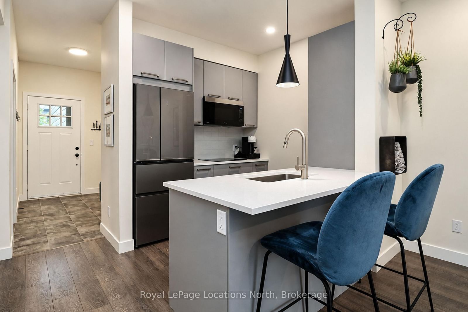 11 Beckwith Lane • #204 • Blue Mountains, ON photo 7