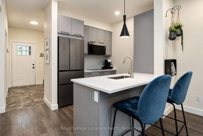 11 Beckwith Lane • #204 • Blue Mountains, ON photo 7