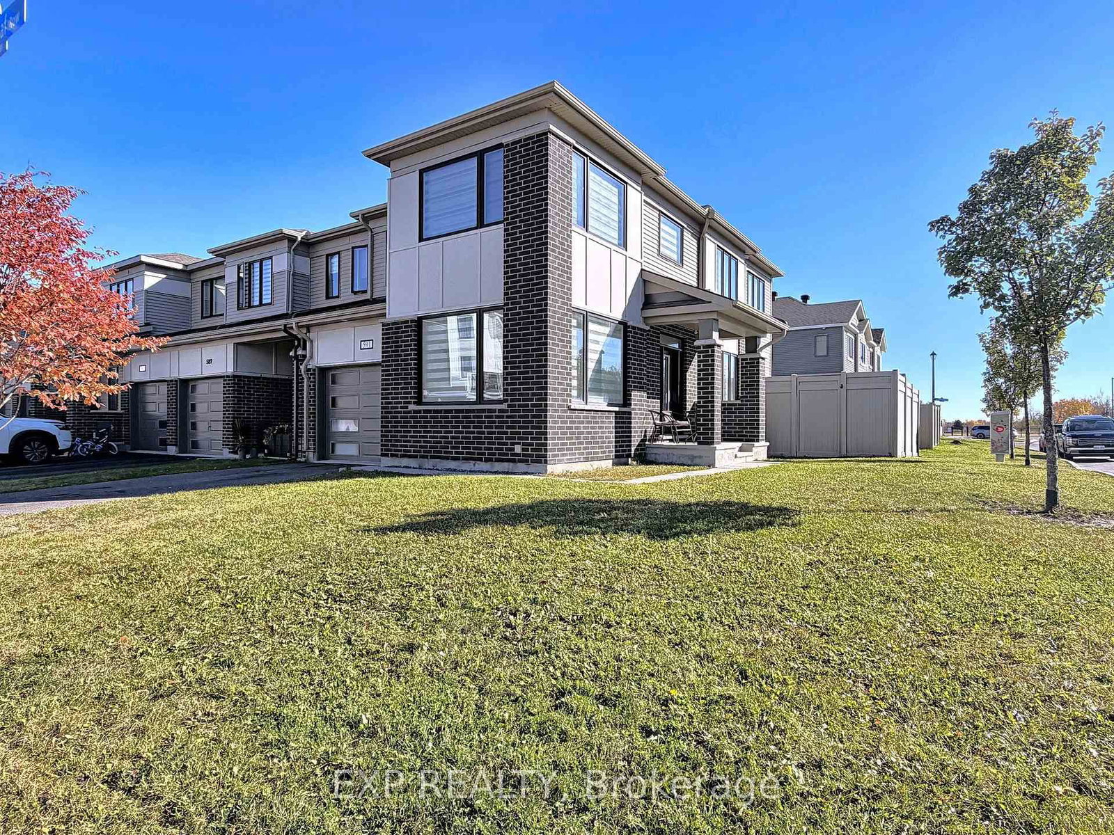 591 Catleaf Row • Ottawa, ON photo 1