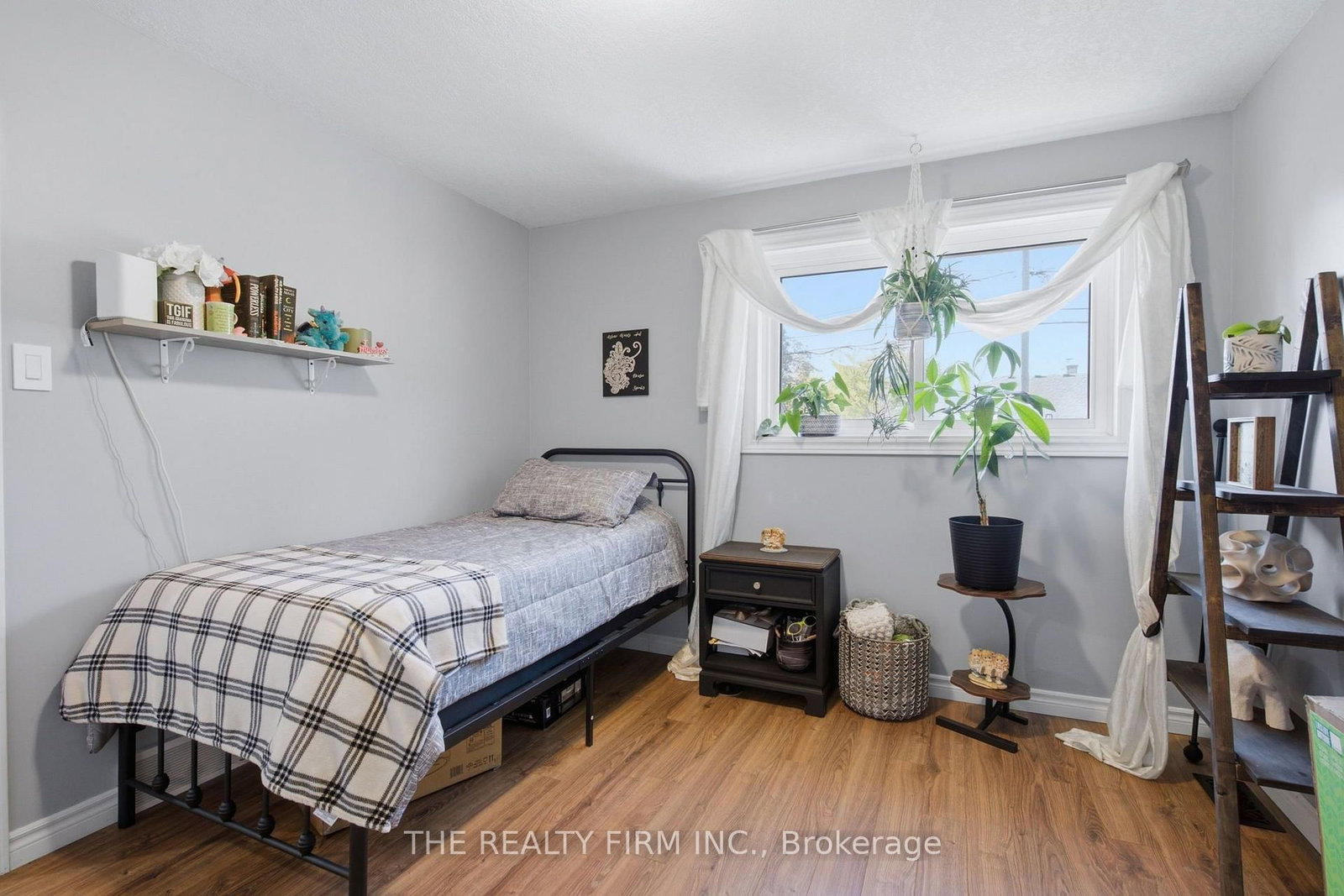 25 Queenston Crescent • London East, ON photo 19