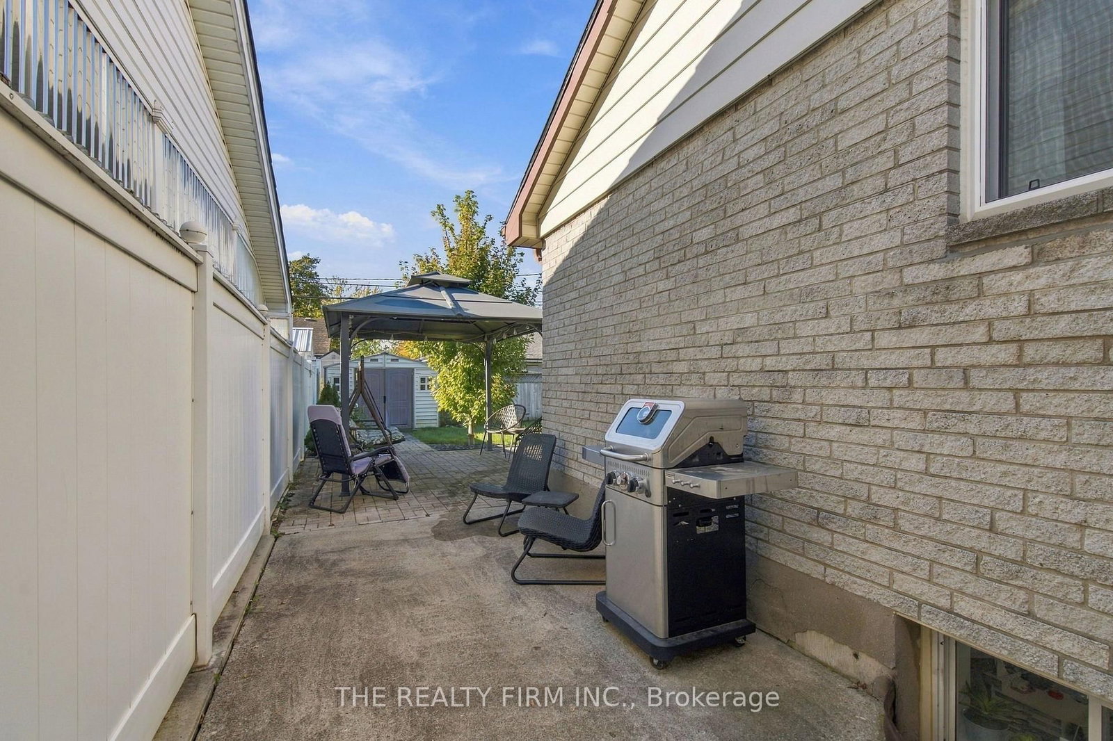 25 Queenston Crescent • London East, ON photo 31