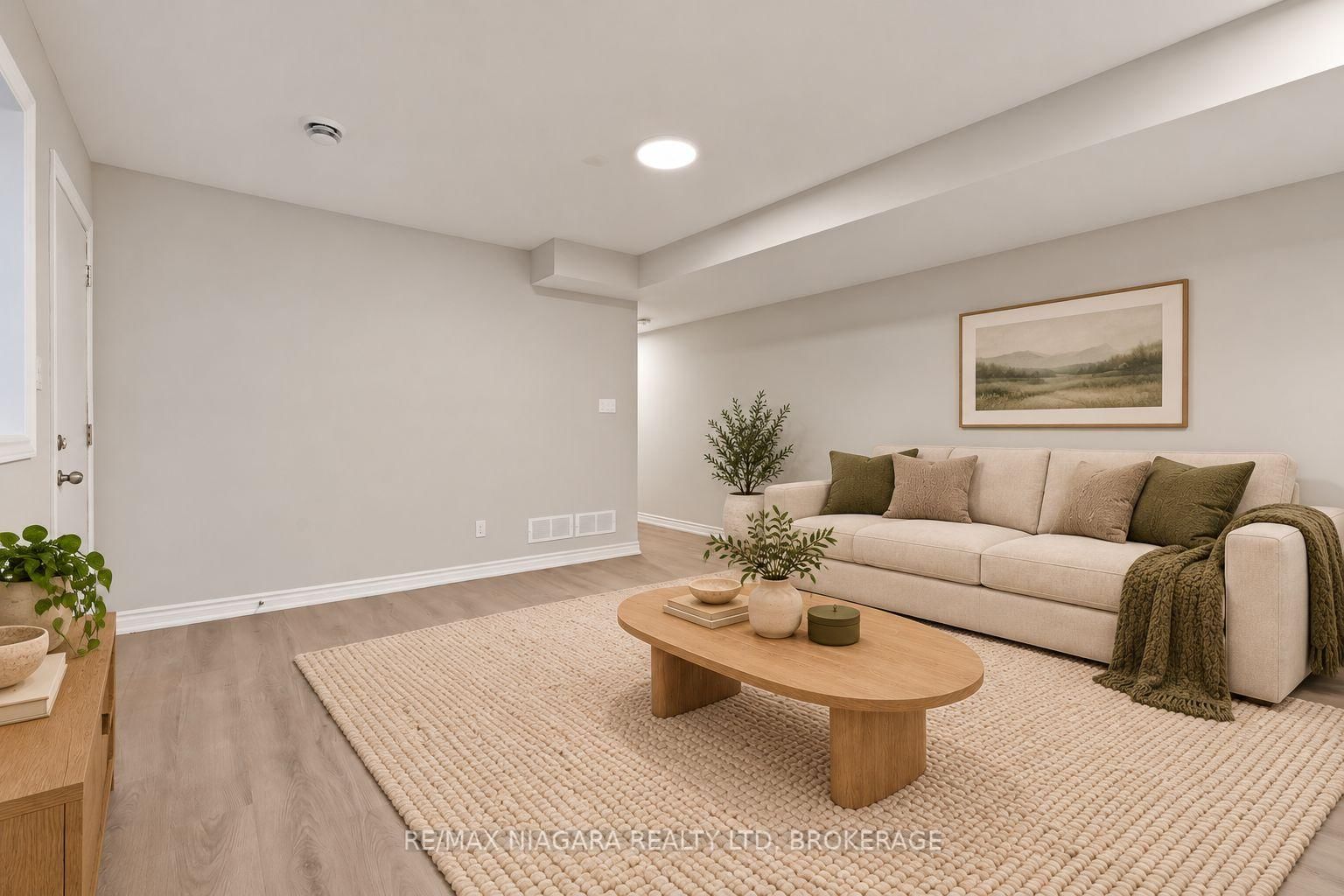 51 SUPERIOR Street • Welland, ON photo 20