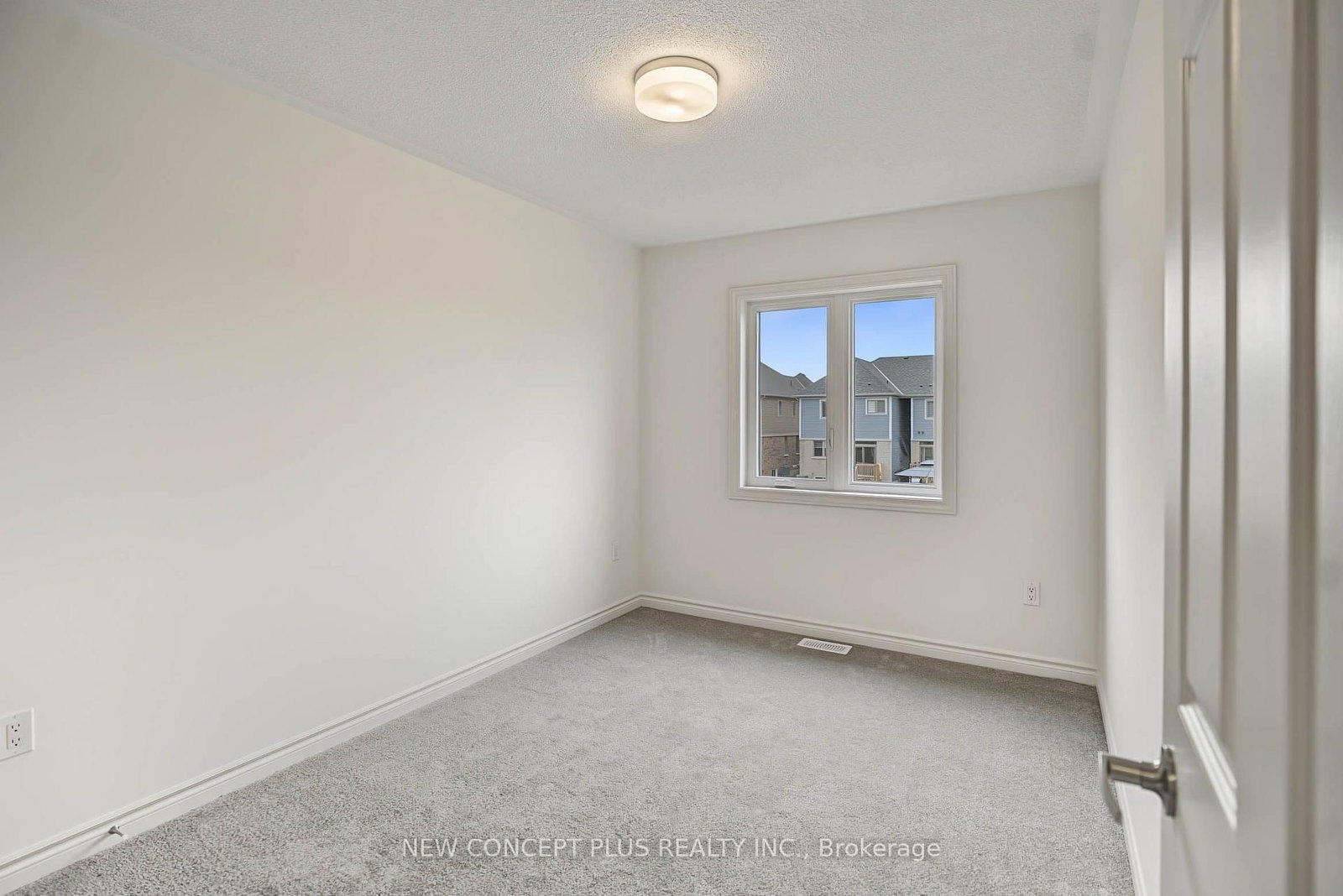 524 Worden Street • Cobourg, ON photo 27