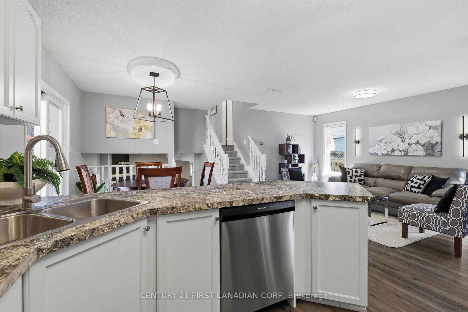 546 Talltree Crescent • London East, ON photo 18