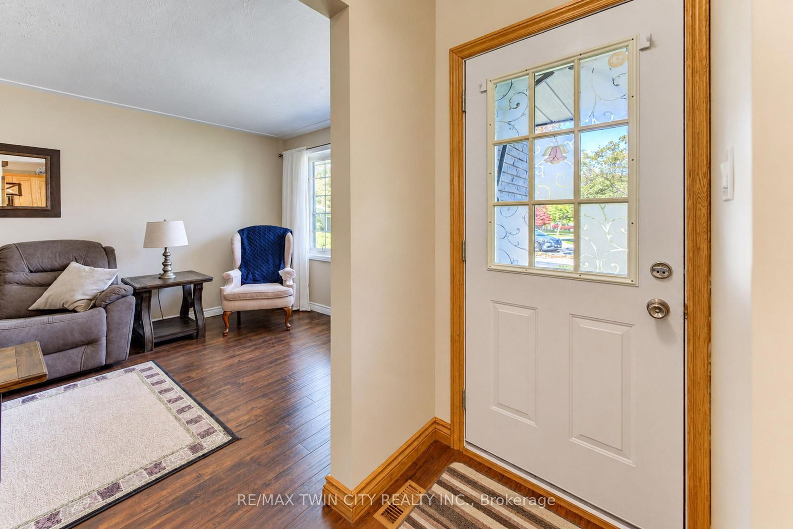 73 BELTON Drive • Kitchener, ON photo 5