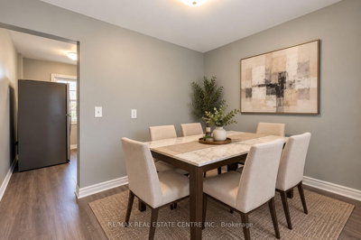 27 Woodman Drive N • Hamilton, ON photo 8