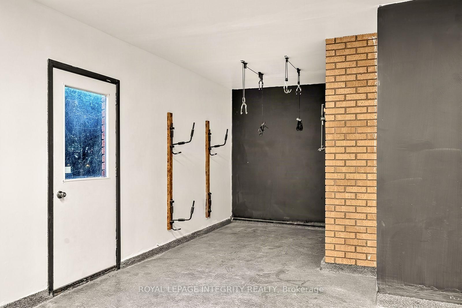 731 Ludgate Court • Ottawa, ON photo 37
