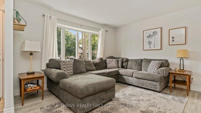 83 Scotchmere Crescent • London South, ON photo 5