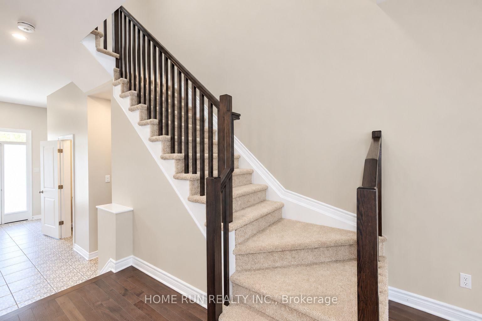 785 Cairn Crescent • Ottawa, ON photo 26