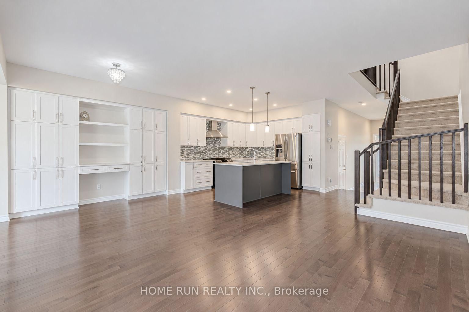 785 Cairn Crescent • Ottawa, ON photo 18