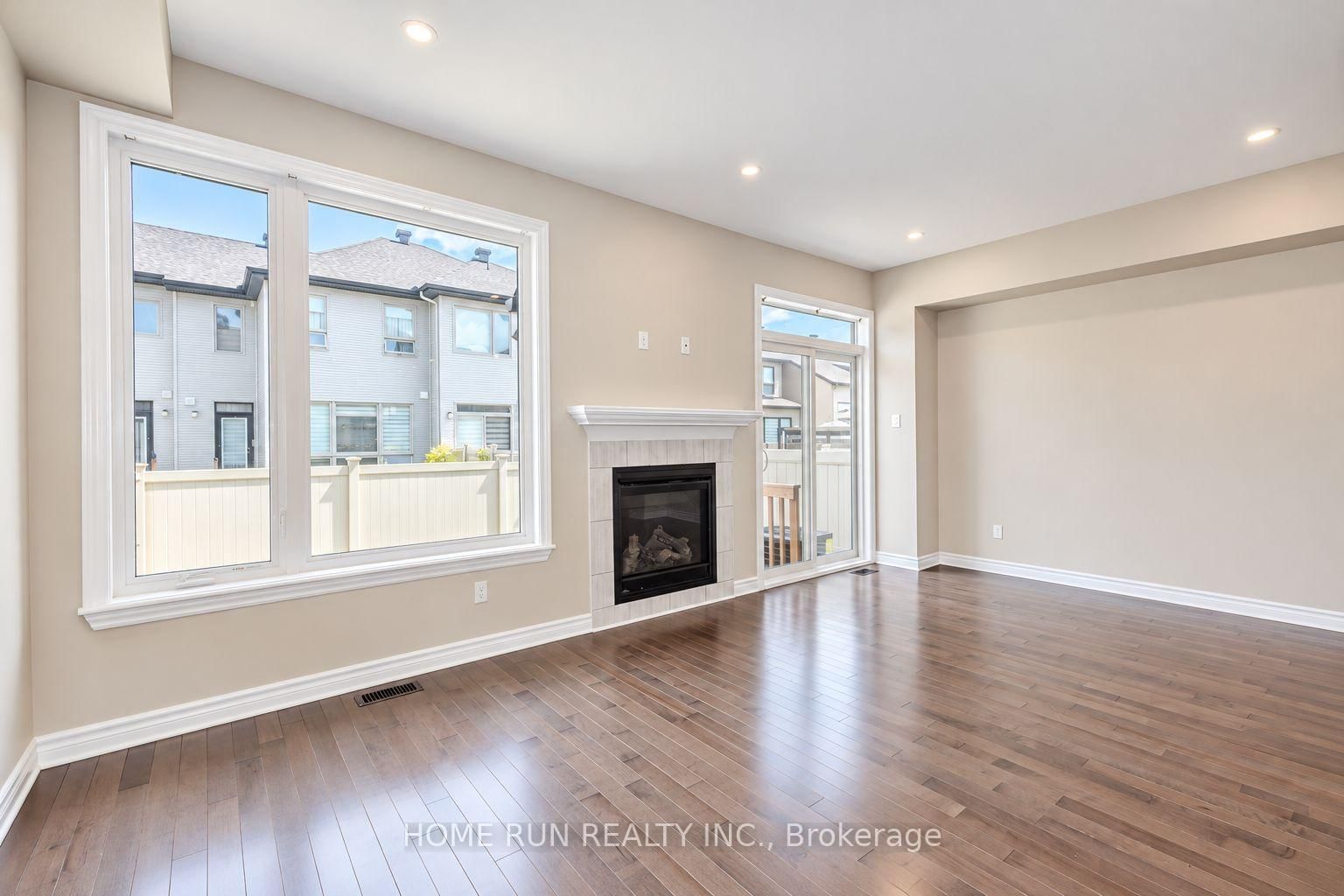 785 Cairn Crescent • Ottawa, ON photo 25