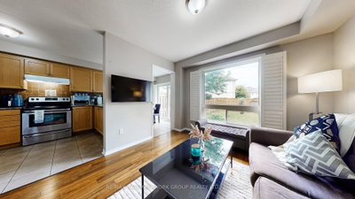 214 Blackburn Drive • Brantford, ON photo 8