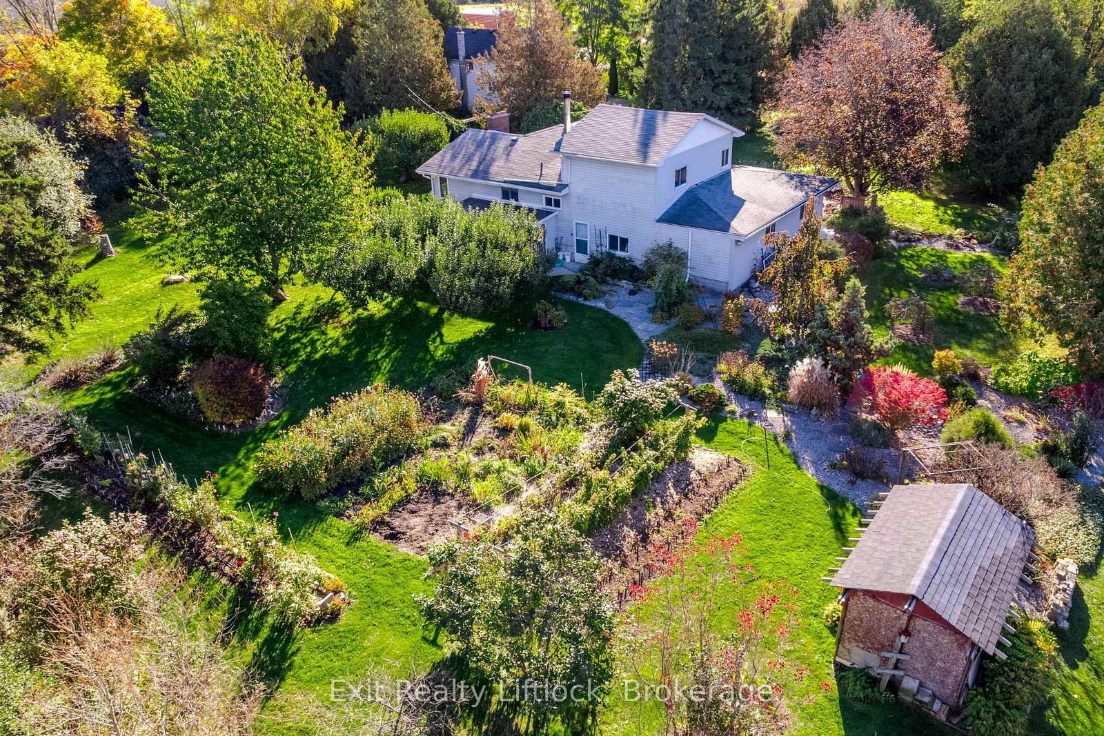 651 & 653 Cottesmore Avenue • Cobourg, ON photo 6