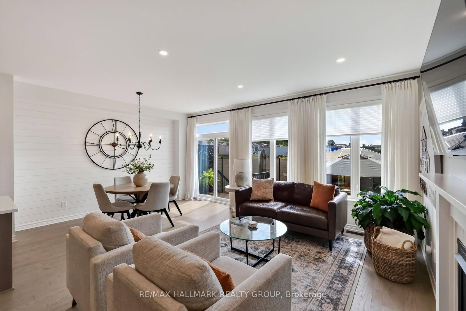 317 Kanashtage Terrace • Orleans, ON photo 10