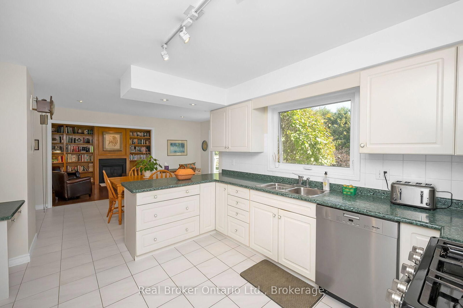 849 Caistorville Road • West Lincoln, ON photo 19