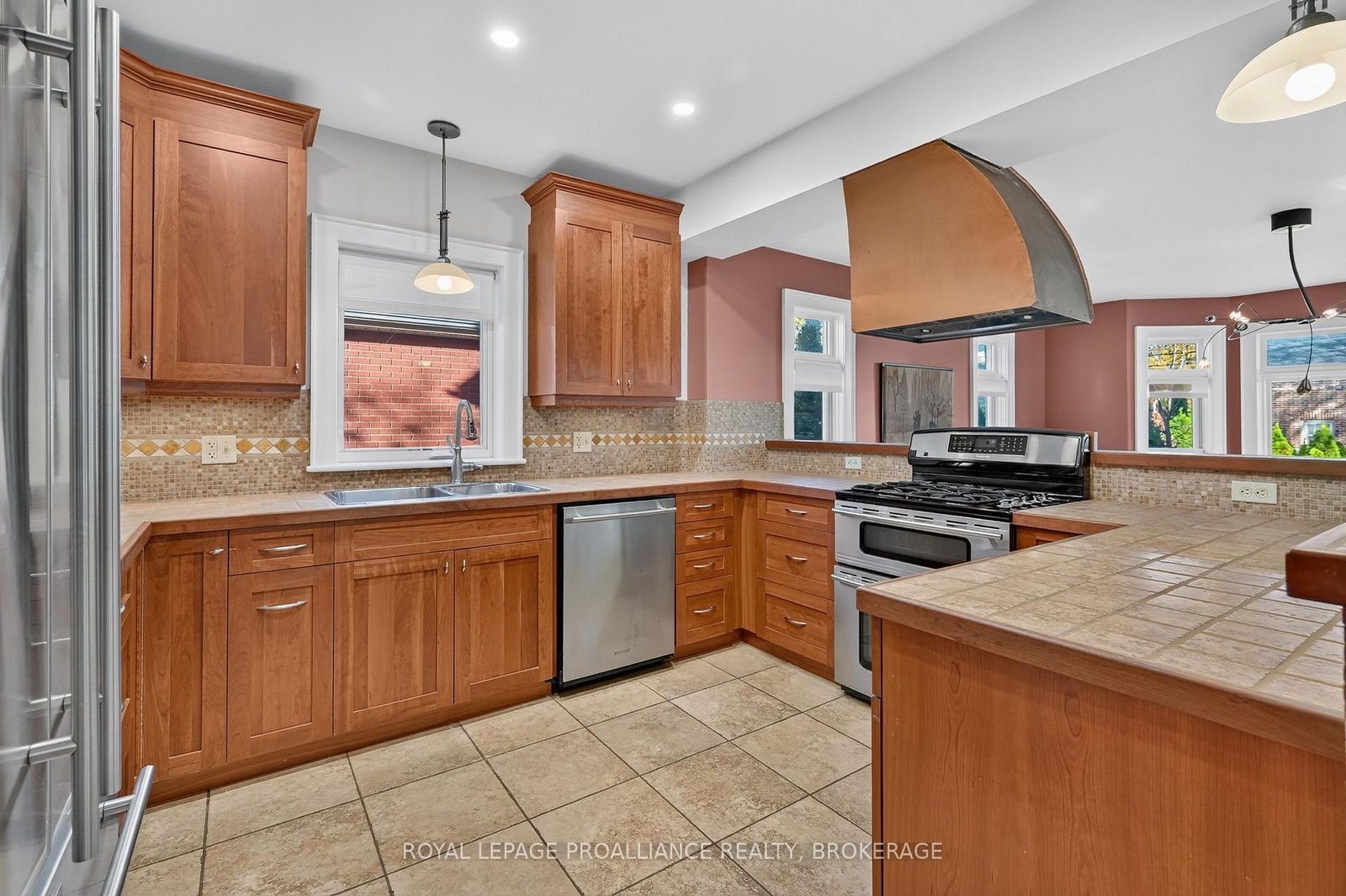 61 Traymoor Street • Kingston, ON photo 11