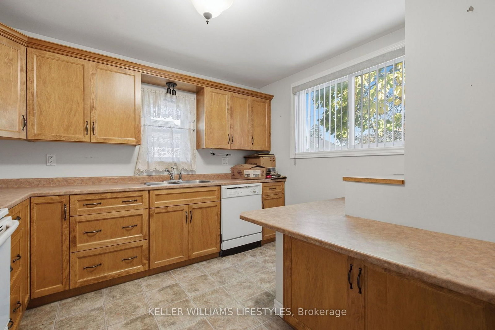 96 Dakin Street • London East, ON photo 14