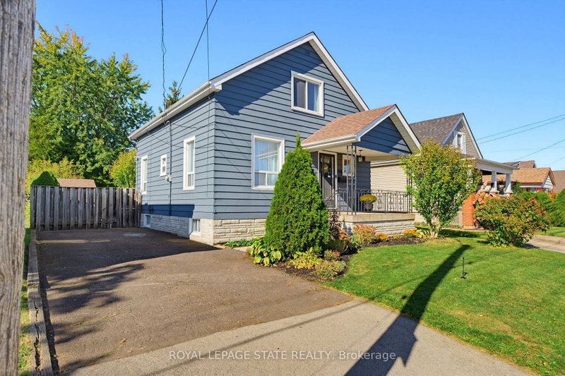 206 Craigroyston Rd photo 3