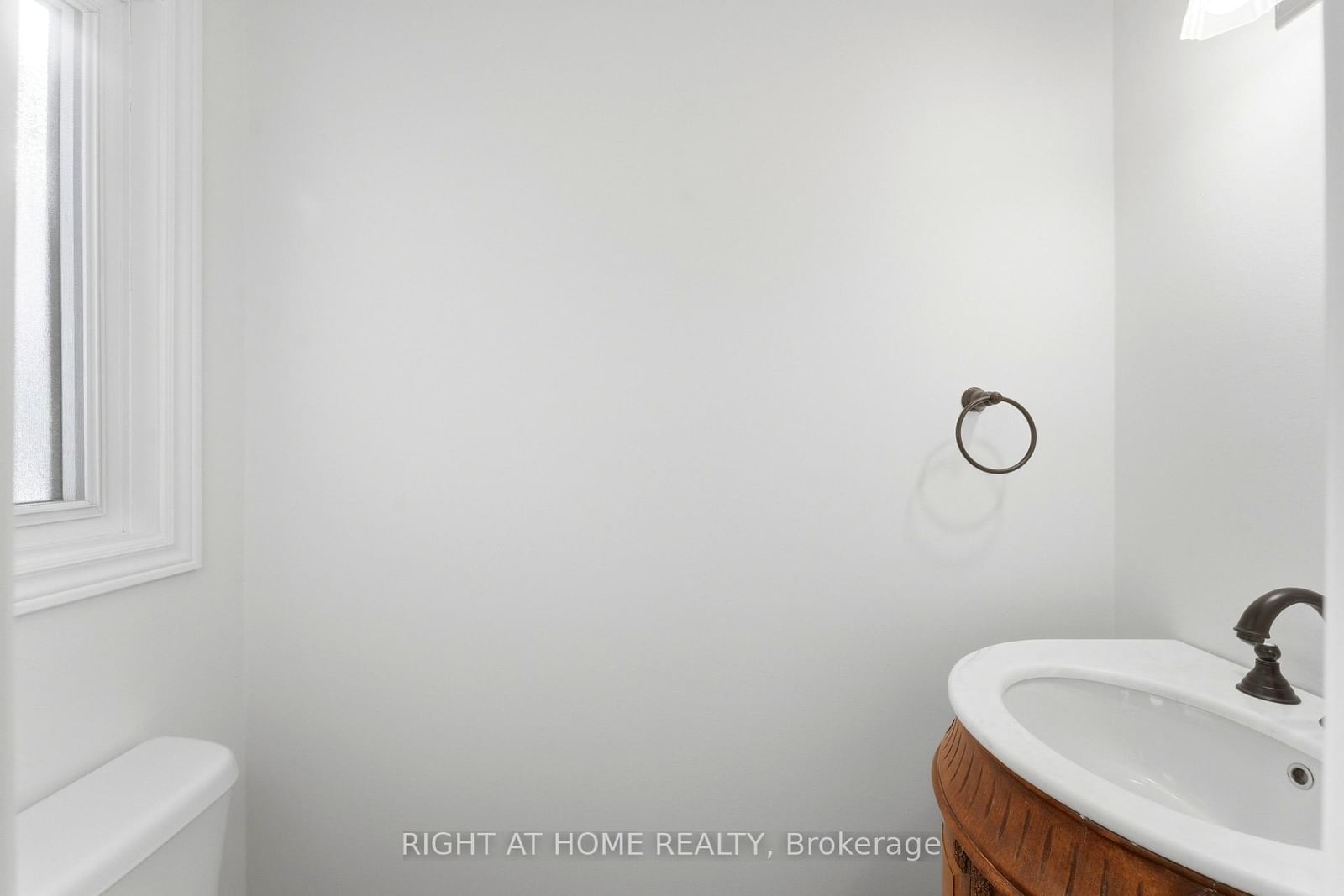 591 Eighth E • #13 • Hamilton, ON photo 4