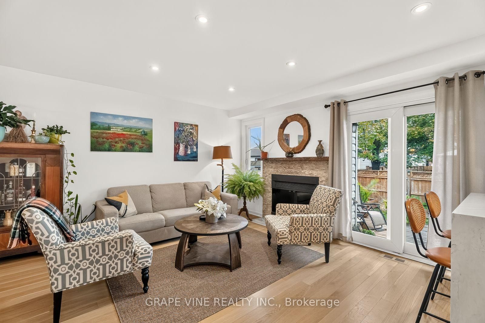 107 Tartan Drive • Ottawa, ON photo 16