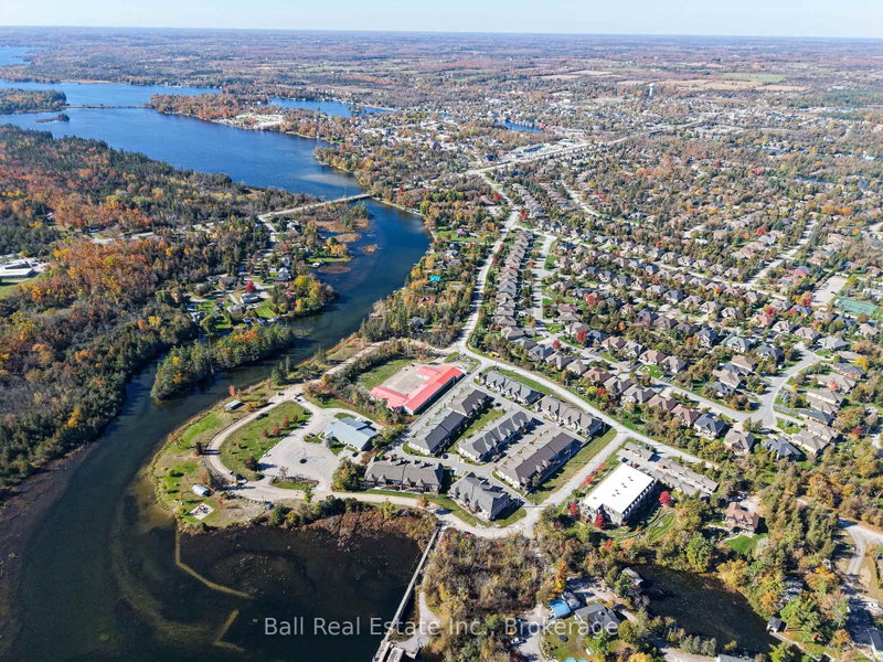 26 - 17 Lakewood Crescent